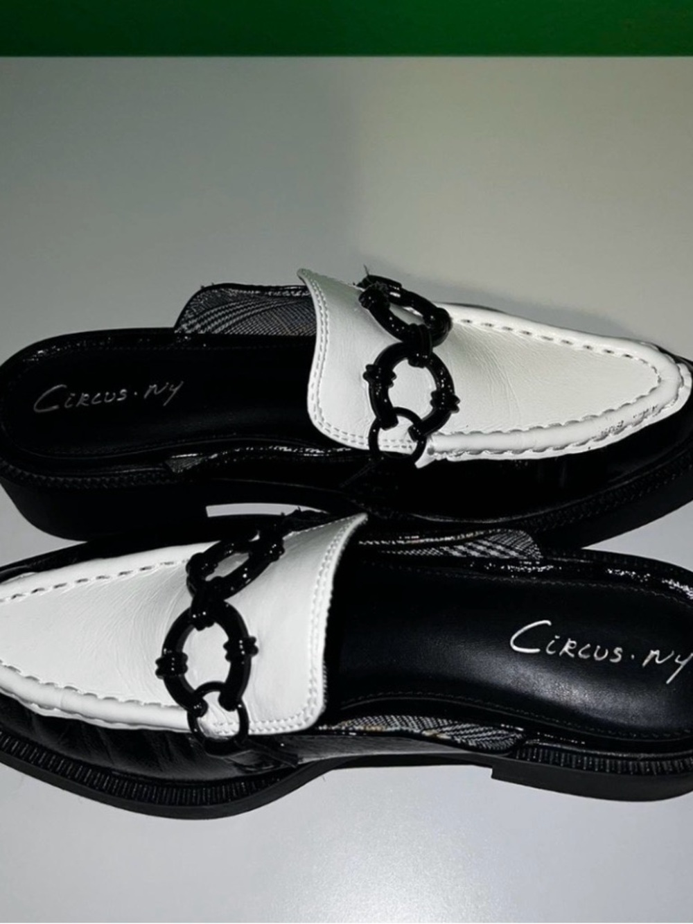 Circus by Sam Edelman White and Black Chain-Trim Mule
